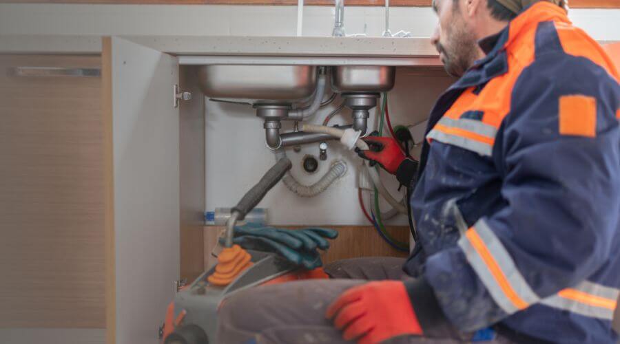 Professional tankless water heater installation services in Golden Gate, IL